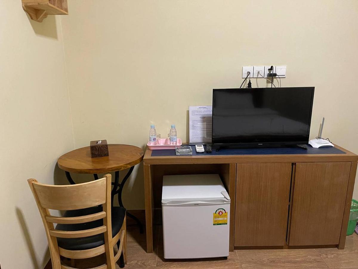 Blue Sky Guest House بنوم بنه المظهر الخارجي الصورة