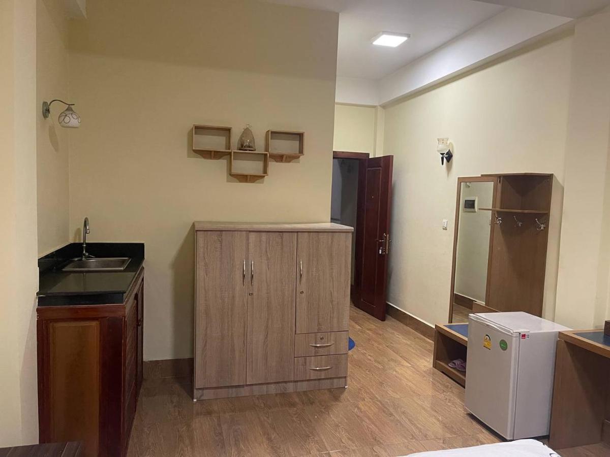 Blue Sky Guest House بنوم بنه المظهر الخارجي الصورة